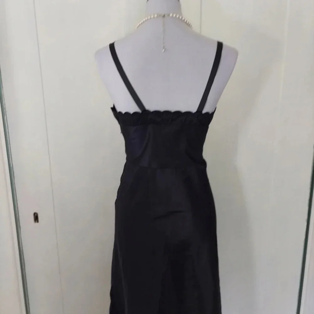 Vintage Black Barbizon Candie Tafredda Scalloped Edges Sexy Unique‎ Slip Dress - Picture 15 of 16